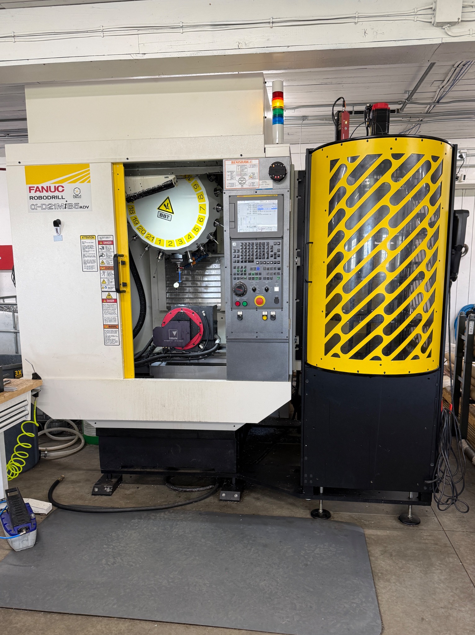 FANUC ROBODRILL 5-axis machining center with automated loading cell